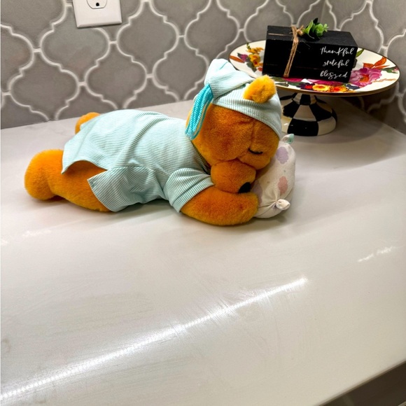 Vintage Winnie the Pooh wind up plush - Picture 1 of 7